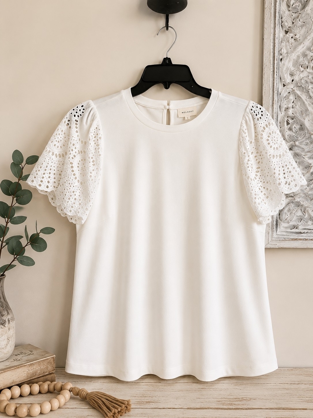 Melloday White Eyelet Lace Sleeve Top | Size Large | Like New